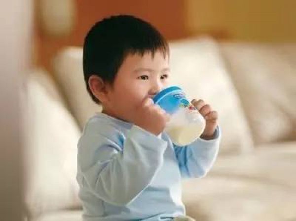 孩子腹瀉后吃止瀉藥、喝白開水，居然都是錯(cuò)的！兒科博士詳解護(hù)理步驟