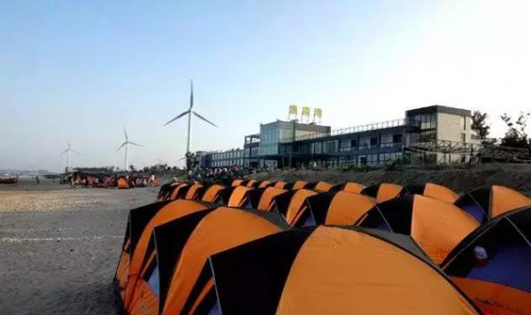 溫柔六鰲海、天堂翡翠灣、抽象畫廊、篝火露營2日游/每周六發(fā)團