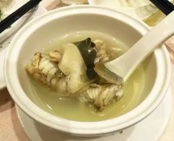 溫柔六鰲海、天堂翡翠灣、抽象畫廊、篝火露營2日游/每周六發(fā)團
