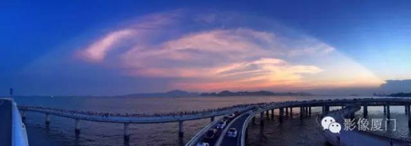 【臺風(fēng)預(yù)警】“妮妲”步步緊逼！廈門驚現(xiàn)奇觀！沿海景點(diǎn)全關(guān)閉！
