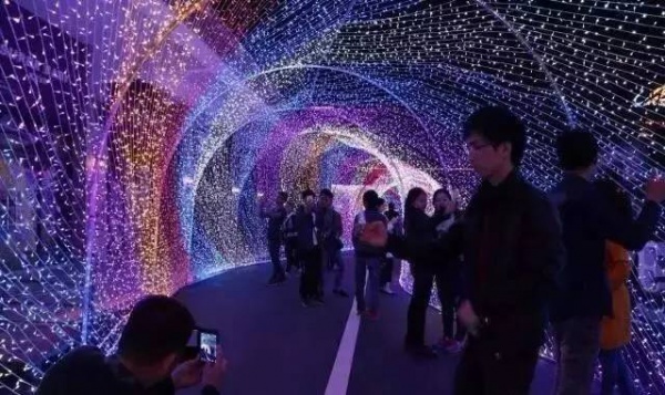 出大事啦！9月9日一9月14日出示信息“女士”免費入場寶生園農場夢幻燈光節