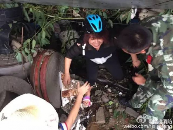 慘遭最強臺風蹂躪，廈門人居然還笑得出來