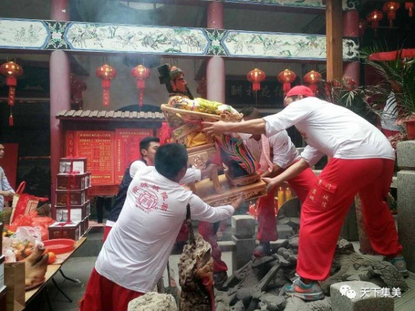 濃濃閩南味！后溪城隍爺巡安，現(xiàn)場(chǎng)有多熱鬧，速來(lái)圍觀！