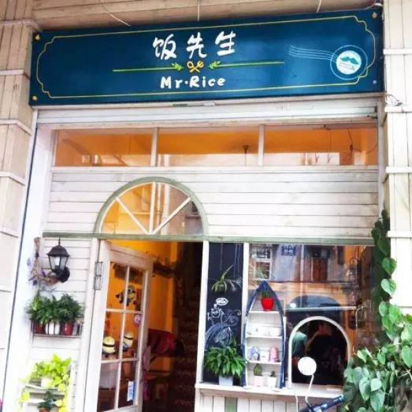 這里承包了老廈門人一整天的味蕾，印刻著廈門港最重要的記憶