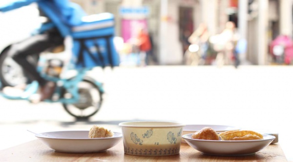 廈門(mén)這家60年老店告訴你，誰(shuí)跟花生湯才是絕配！