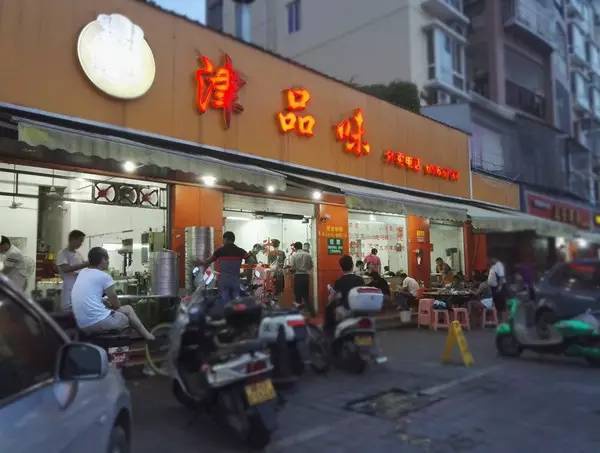 五一不看人山人海，沿著集美學村公車站吃遍這些高性價比小店~