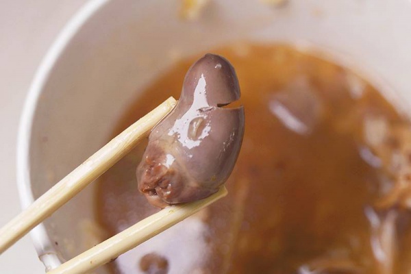 究竟有多好吃?讓這碗鴨肉粥在廈門火了近半個(gè)世紀(jì)……
