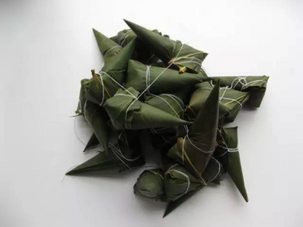 端午習(xí)俗丨奇葩的捉鴨子、四角狗、熏黃煙…你家是福建哪里的？