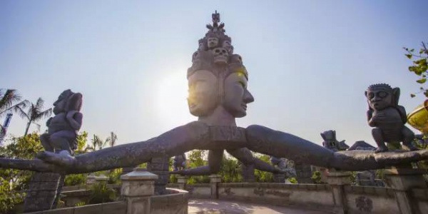 廈門方特水上樂園（第三期）將于6月23日盛大開業，等你來，來就送大福利，一起去浪吧！