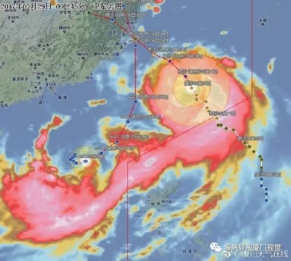 剛剛，“納沙”重創(chuàng)臺灣，登陸風(fēng)力13級！明早或提前登陸福建！廈門將迎來狂風(fēng)！暴雨！巨浪！