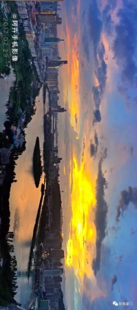 極美影像丨臺(tái)風(fēng)登陸前夕，風(fēng)起云涌的廈門，震撼了全國(guó)。