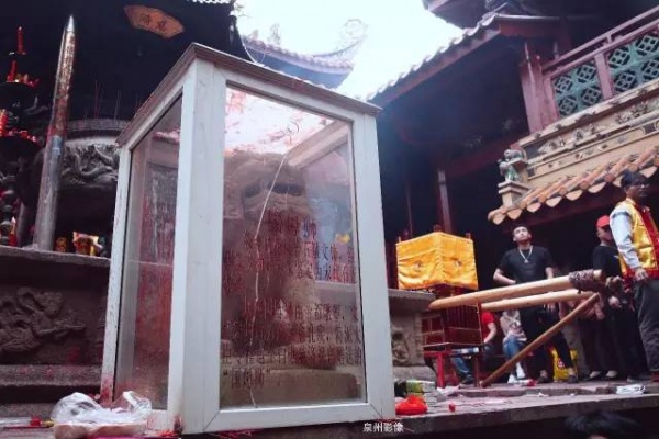泉南佛國｜保生大帝轟轟烈烈的在過生日，你可知道他到底是誰？