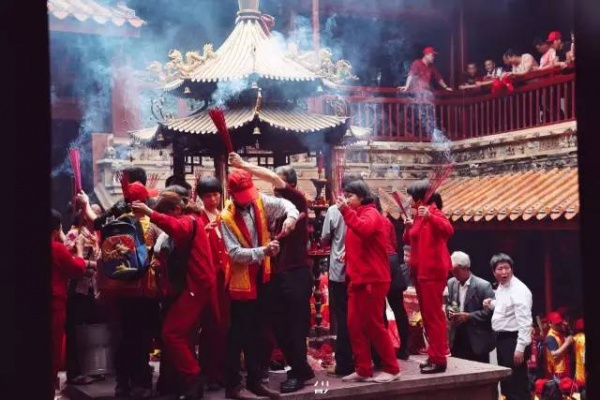 泉南佛國｜保生大帝轟轟烈烈的在過生日，你可知道他到底是誰？