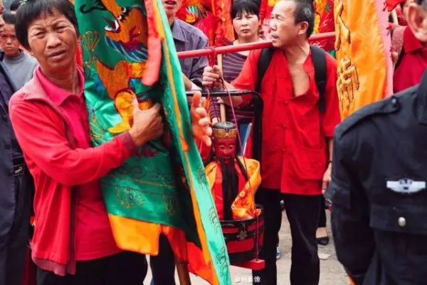 泉南佛國｜保生大帝轟轟烈烈的在過生日，你可知道他到底是誰？